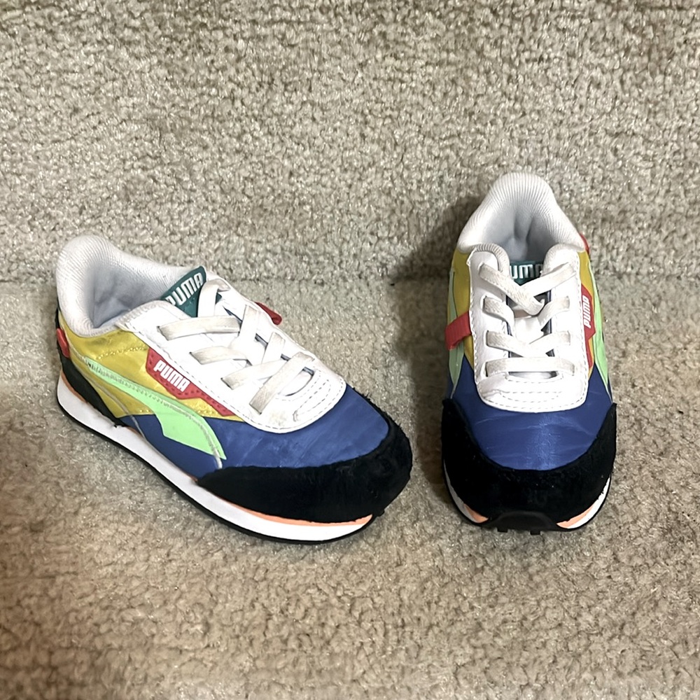 Multi color Pumas Todder Boys size 7